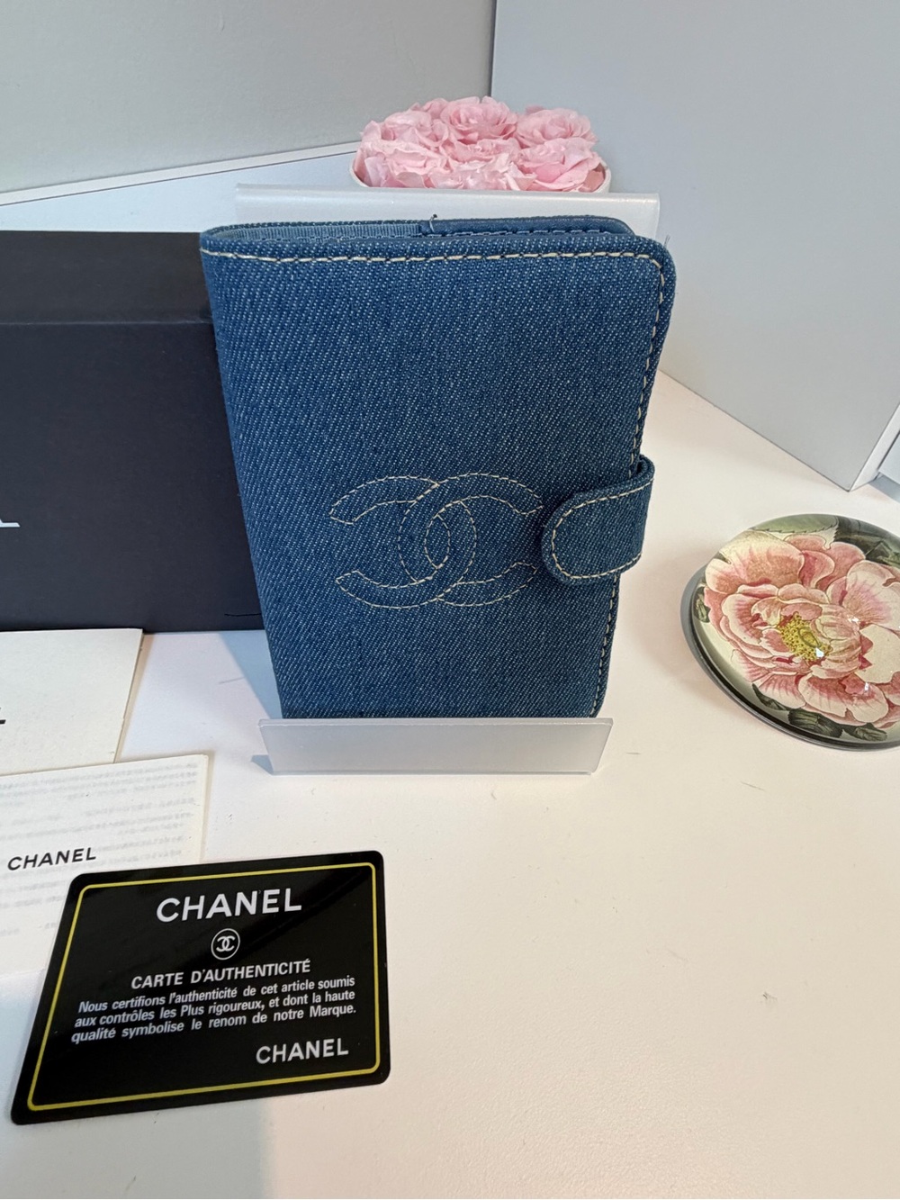 NIB Blue Denim Chanel GWP CC Logo Wallet Passport Holder Folio Case - Picture 3 of 15